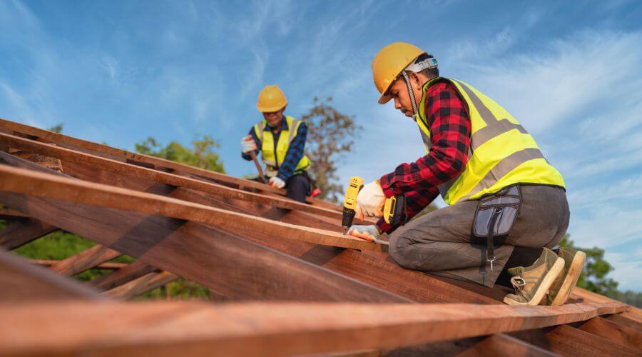 Professional Flat Roofing Installation services in Dillsboro, IN